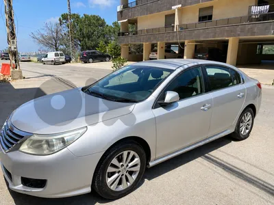 Renault Latitude 2012