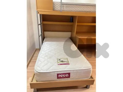 Full bedroom (double beds + desk + shelves + stairs + closet)
