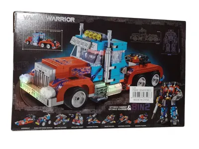 725 pieces Optimus prime building blocks  (lego)