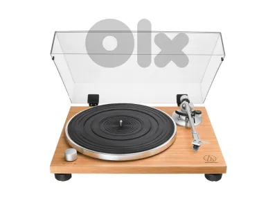 Audio-Technica AT-LPW30TK Fully Manual Belt-Drive Turntable