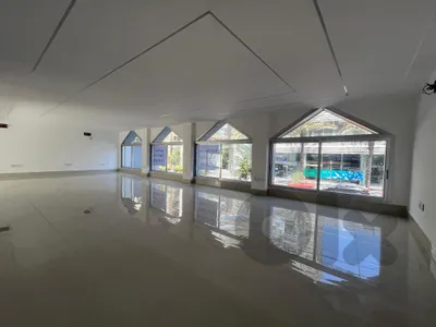 Showroom For Sale in Koraytemصالة للبيع في قريطم