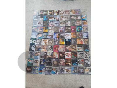 100 cds b 95$