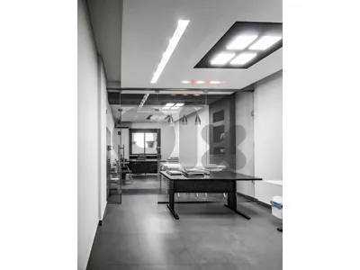 Renovated office in cite moussa for sale