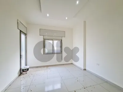 GMC200LG Apartment for sale in Achrafieh -  شقة للبيع في سيوفي