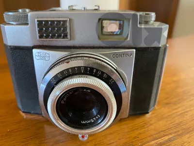 Vintage 1950s Zeiss Ikon Contina Camera