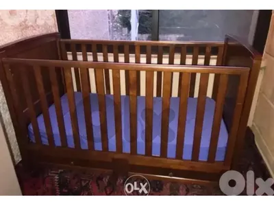 Crib with mattress