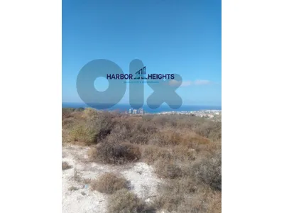 Land for Sale in Kfarhazir - أرض للبيع في كفرحزير