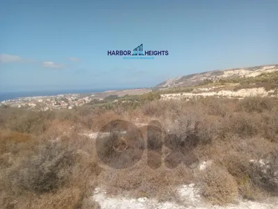 Land for Sale in Chekka - أرض للبيع في شكا