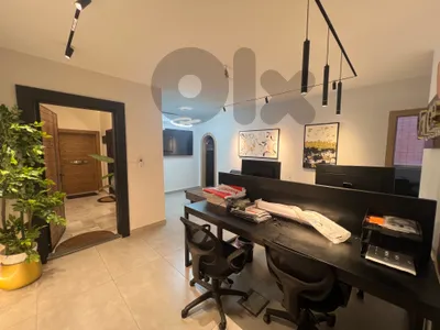 Fully Equiped Office for Rent im Cornish El Mazraa