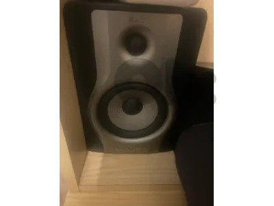 traktor S4 mk1 + M Audio bx5
