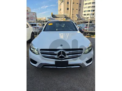 Mercedes-Benz GLC-Class 2018 GLC 300