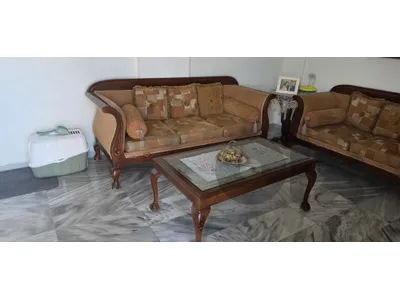 Full living room