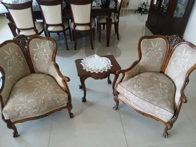 louis 15 corner