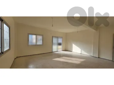 Office for Rent in Sabtiyeh   مكتب للإيجار في سبتيه