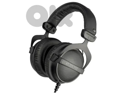 Beyerdynamic DT 770 Pro 32 Ohms.