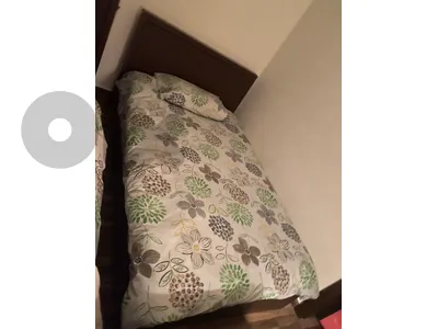 Full bed room
