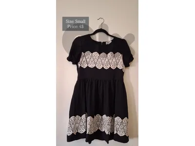 dresses different colors and sizes