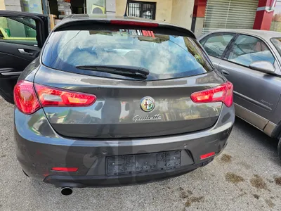 Alfa Romeo Giulietta 2012 Hatchback