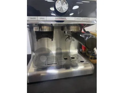 Gatroback machine coffee used 5 times مستعملة بس ٥ مرات جديدة
