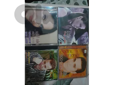 4 cds b 11$