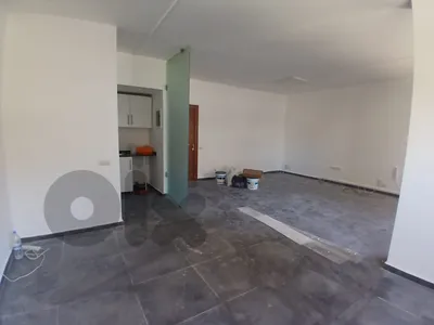 Office for Sale in Bouchreye - مكتب للبيع في البوشرية