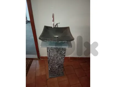 مغسلة حجر مع ميلانجور