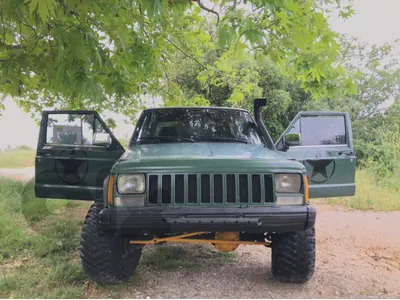 Jeep Cherokee 1986 XJ Coupe Vitesse 3ady 🔥