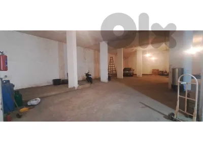 Warehouse/high ceiling/in Hazmieh for rent /مستودع في الحازمية للايجار