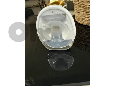 feeding pumping milk