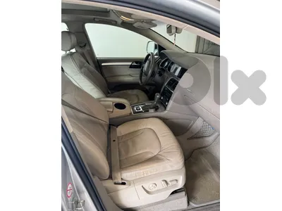 Audi Q7 2010 v8 4.2 quattro