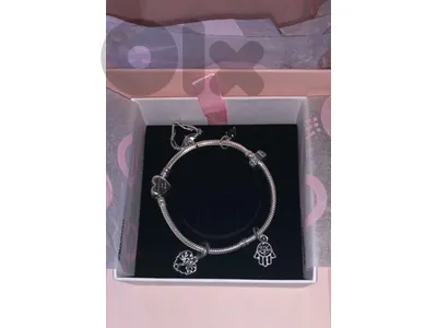 pandora bracelet