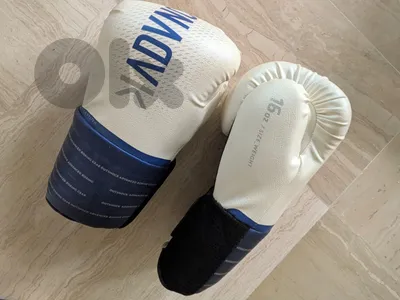 Like new aduldt Boxing Gloves 16 oz