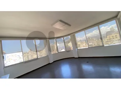 Large open space office corporate bld badaro
