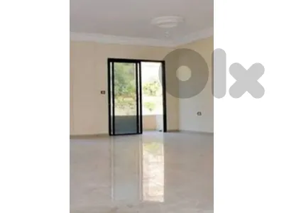 apartment for rent للإيجار السنوي ثلاث سنوات  شقة مفرق دير قوبل