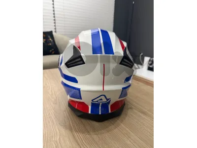 Helmet never been used