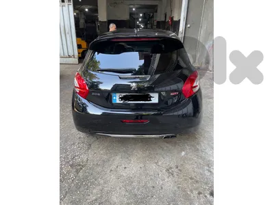 Peugeot 208 2016 gti