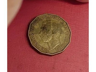England 1952 king George VI 3 Pence 12 sided coin