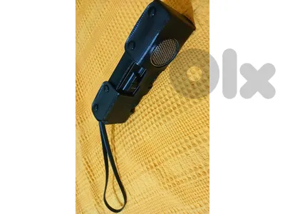 Vintage mini radio with leather box from Aiwa
راديو قديم مع بيت جلد