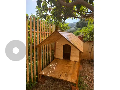 Wood pet house