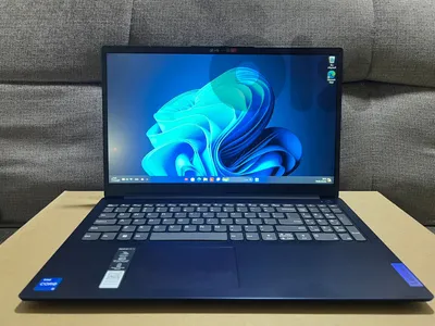 lenovo ideapad 1 15IRU7 touchscreen barley used 💻