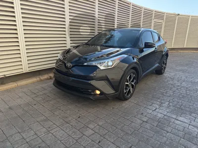 Toyota C-HR premium clean carfax