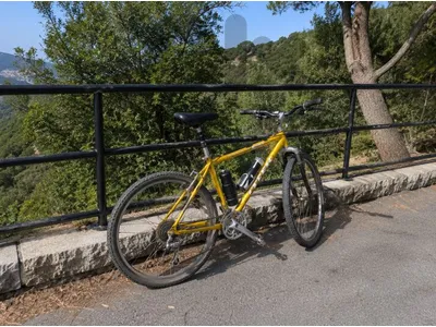 Giant ATX Mountain Bike – Excellent Condition