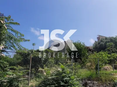 L21409 - Land With Traditional House For Rent in Jounieh