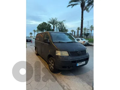 Van Volkswagen transporter T5 2005   فان فولسفاكن ترانسبورتر