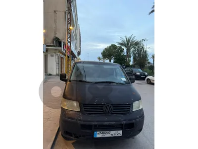 Van Volkswagen transporter T5 2005   فان فولسفاكن ترانسبورتر