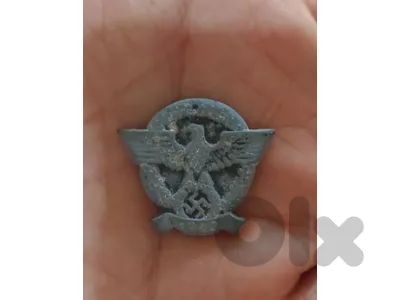 Nazi German  Pin year 1943 WW II  with the Nazi Sawastica