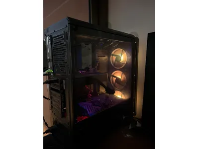 Light used gaming pc “rtx 3070 i5 12th gen 16 gb ram 475 ssd”