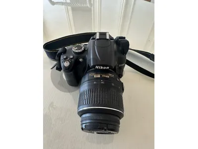 Nikon D5000 DSLR Camera + Nikon 18-55mm VR Lens Nikon D5000 DSLR Camera + Nikon 18-55mm VR Lens