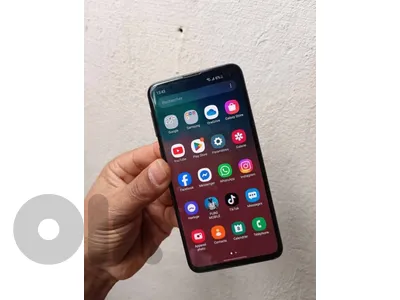 Samsung S10 e