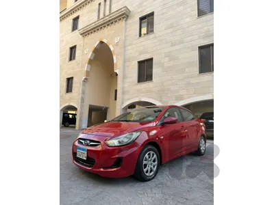 Hyundai Accent 2013